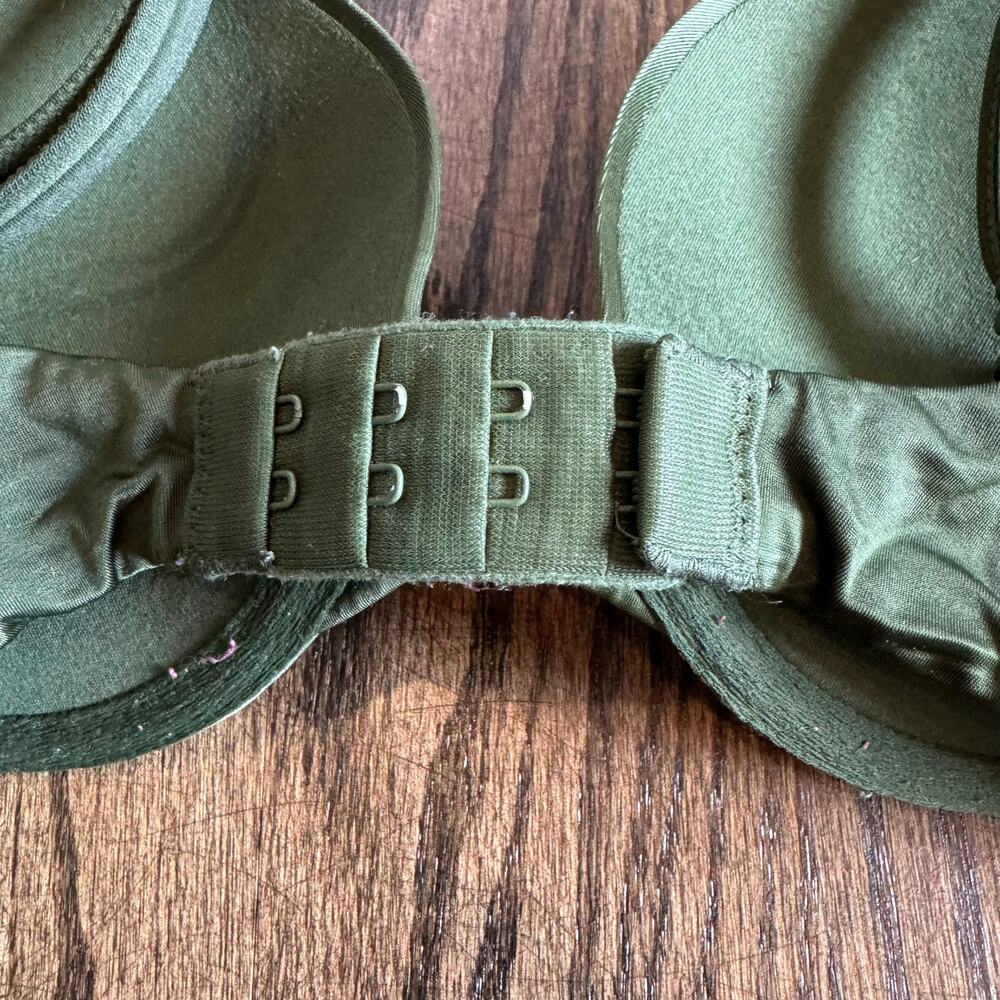 Victorias Secret Very Sexy Push Up Bra Size 32D Olive Green Underwire Multi-Way - Picture 6 of 8